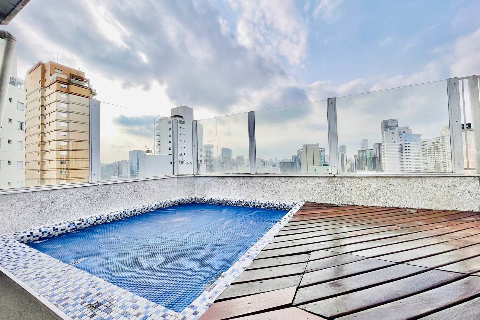 Cobertura à venda com 2 quartos, 233m² - Vila Nova Conceição,São Paulo