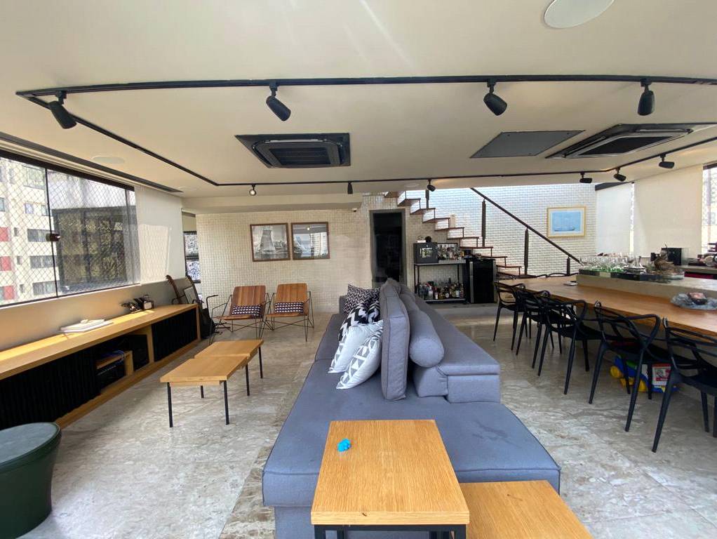 Cobertura à venda com 2 quartos, 180m² - Itaim Bibi,São Paulo