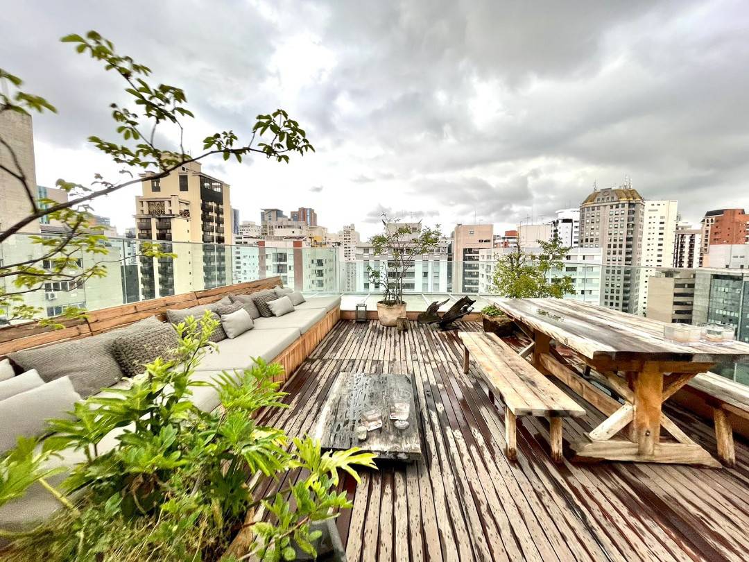 Cobertura para venda ou locação com 4 quartos, 390m² - Vila Nova Conceição,São Paulo