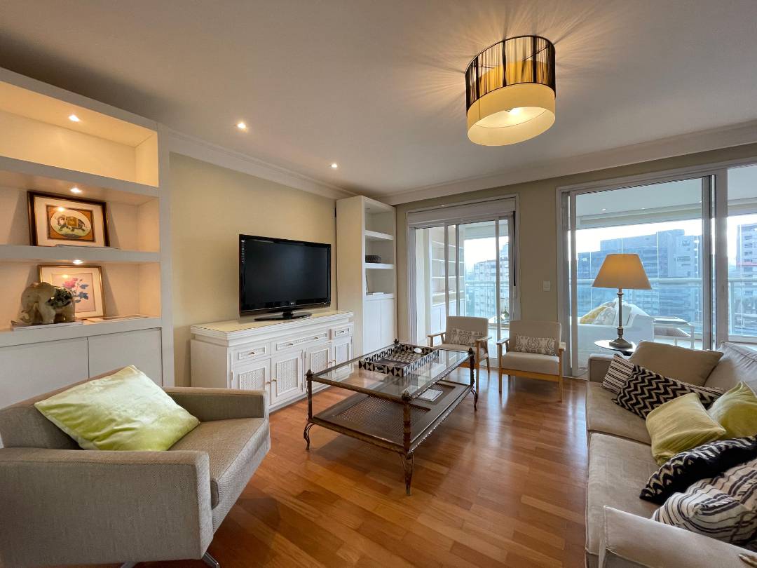 Apartamento à venda com 3 quartos, 204m² - Itaim Bibi,São Paulo