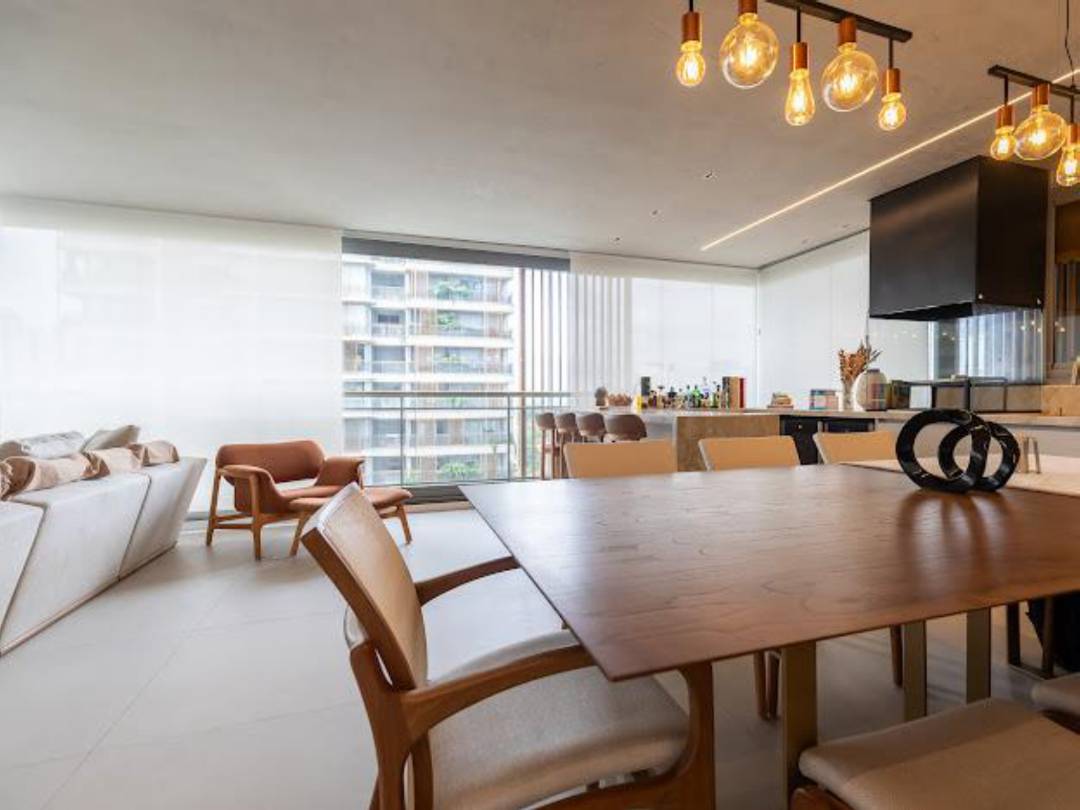 - Apartamento com 167 m², 3 quartos sendo 2 suítes à venda no bairro Jardim das Acácias.