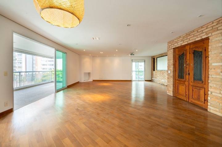 Apartamento com 231 m², 3 quartos sendo 3 suítes à venda no bairro Vila Nova Conceição. - Andréa Vallis