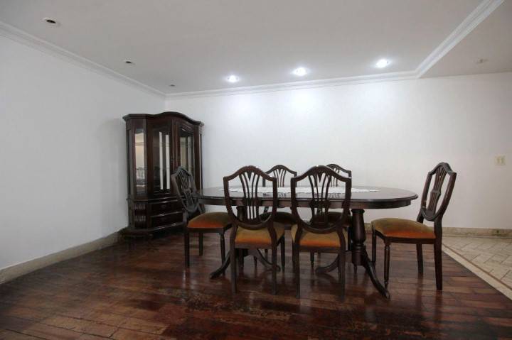 - Apartamento com 135 m², 3 quartos sendo 1 suíte à venda no bairro Itaim Bibi.