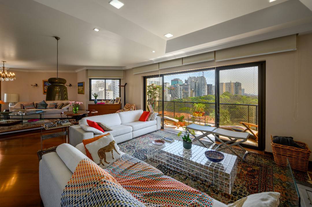 Triplex à venda com 4 quartos, 455m² - Cerqueira César,São Paulo