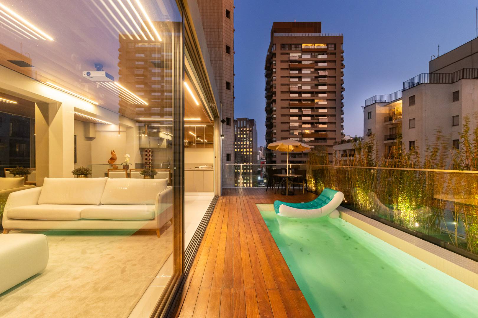 Cobertura para venda ou locação com 2 quartos, 249m² - Itaim Bibi,São Paulo