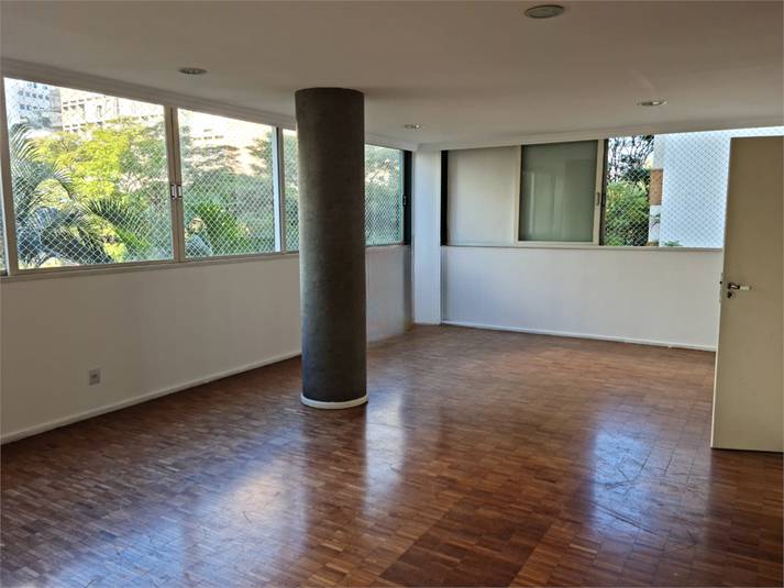 Apartamento à venda com 3 quartos, 170m² - Jardim Europa,São Paulo