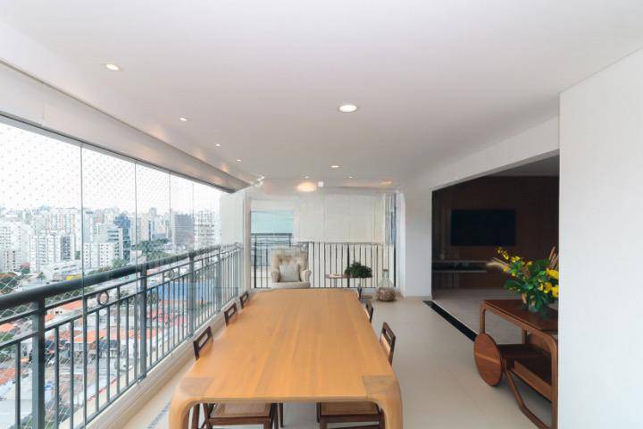 Apartamento com 207 m², 3 quartos sendo 3 suítes à venda no bairro Indianópolis. - Andréa Vallis