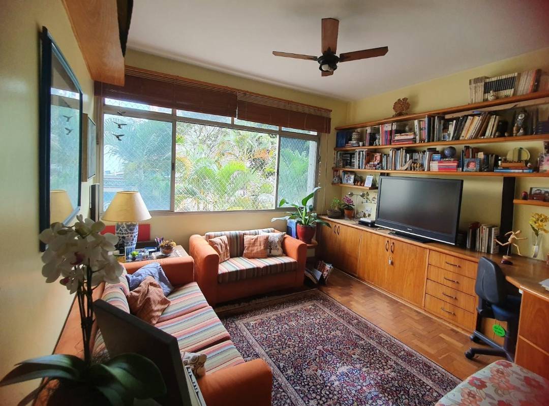 - Apartamento com 189 m², 3 quartos sendo 1 suíte à venda no bairro Itaim Bibi.