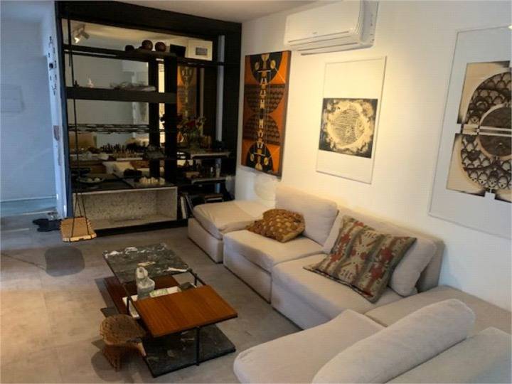 Flat à venda com 2 quartos, 61m² - Cerqueira César,São Paulo