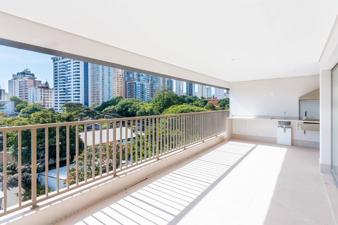 - Apartamento com 158 m², 3 quartos sendo 3 suítes à venda no bairro Vila Clementino.