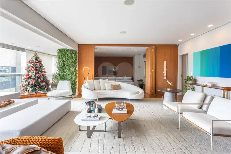 - Belíssimo apartamento no Edifício Nine com 262 m², 3 quartos sendo 3 suítes à venda no bairro Itaim Bibi.