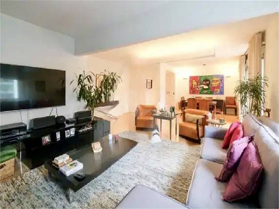 Apartamento à venda com 2 quartos, 140m² - Vila Nova Conceição,São Paulo