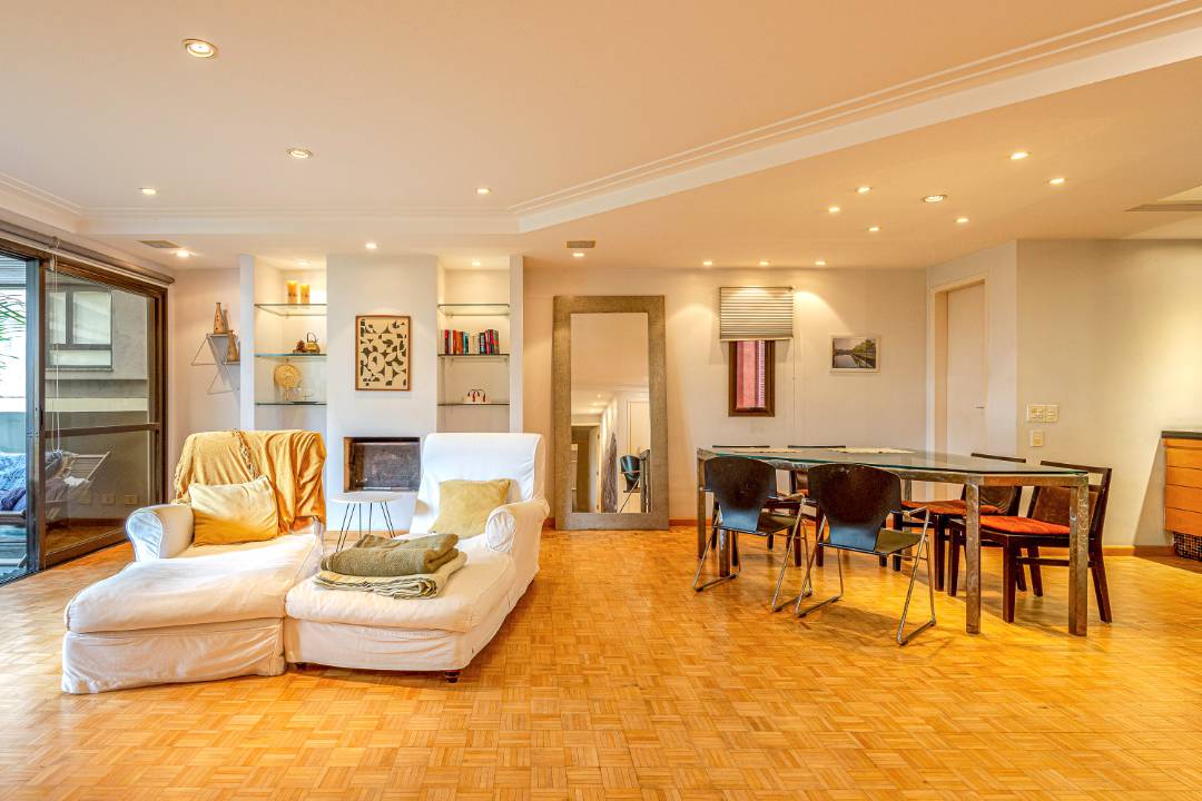 - Apartamento com 154 m², 2 quartos sendo 1 suíte à venda no bairro Vila Nova Conceição.