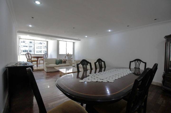 Apartamento com 135 m², 3 quartos sendo 1 suíte à venda no bairro Itaim Bibi. - Andréa Vallis