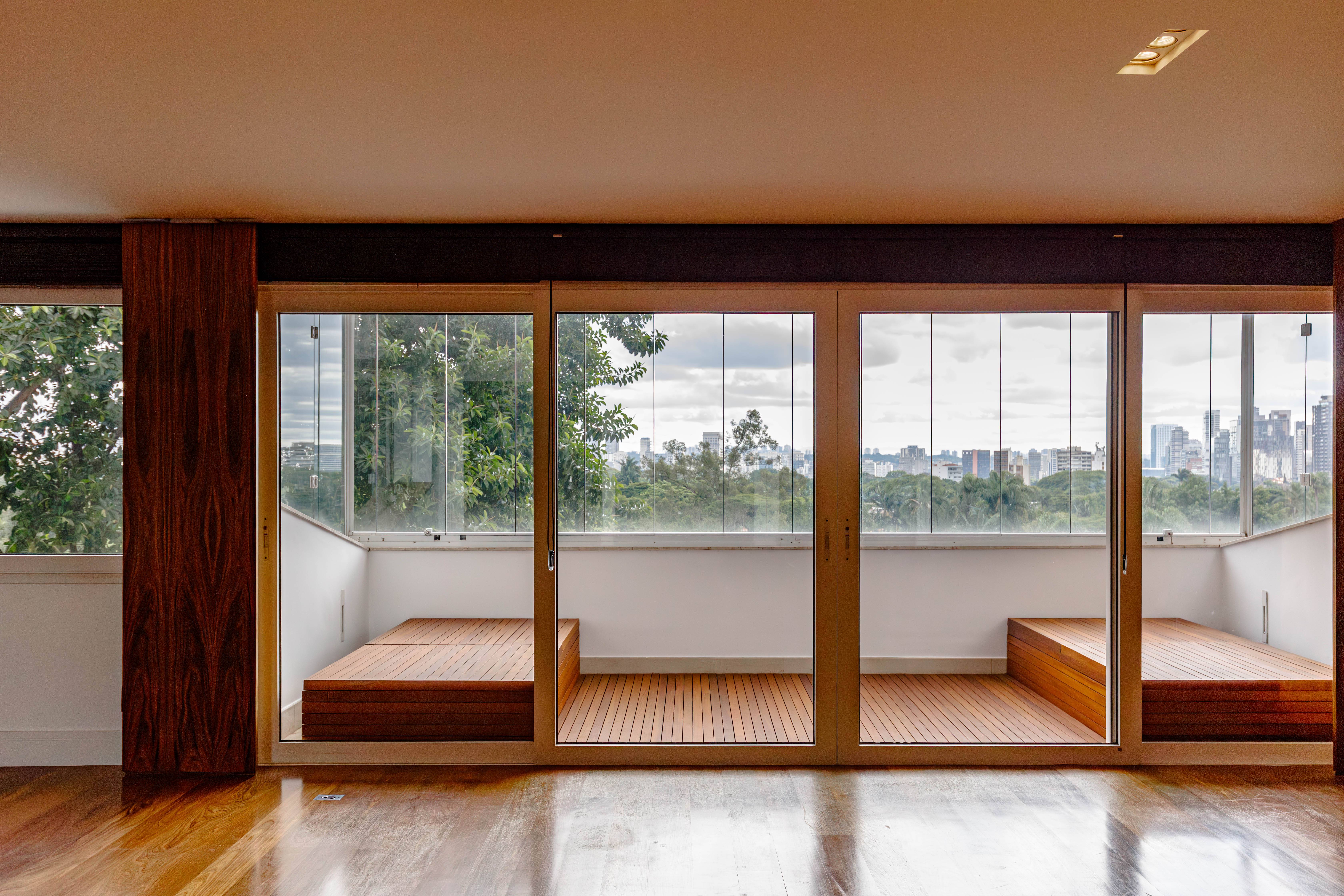 - Apartamento de 300 m², 3 suítes à venda em localização privilegiada no bairro Jardim América.