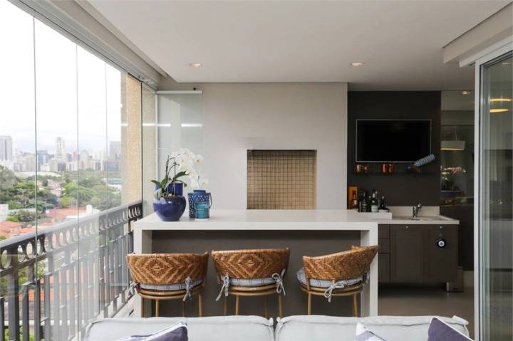 - Apartamento com 156 m², 2 quartos sendo 2 suítes à venda no bairro Vila Olímpia.