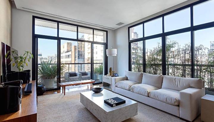 - Loft Sofisticado de 142m²- Mobiliado com 2 Suítes à Venda e Locação no Itaim Bibi