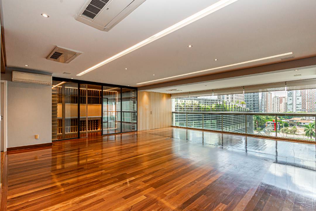 Apartamento à venda com 3 quartos, 262m² - Itaim Bibi,São Paulo