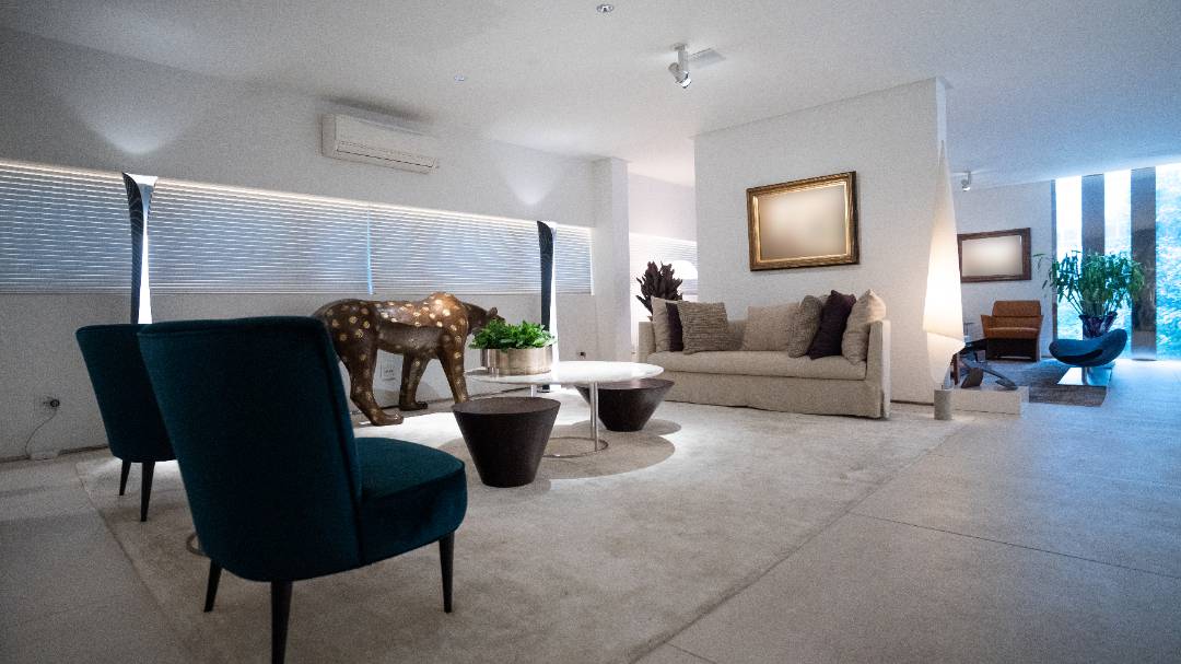 - Apartamento com 470 m², 2 quartos sendo 2 suítes à venda no bairro Consolação.