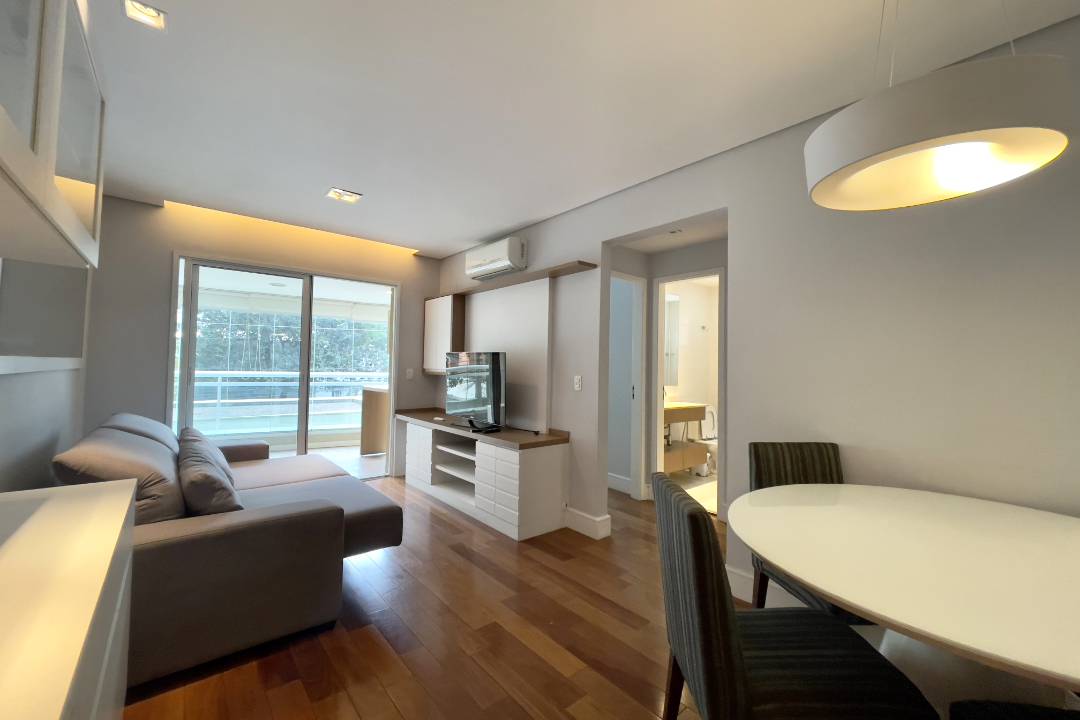 - Apartamento com 87 m², 3 quartos sendo 1 suíte para alugar no bairro Vila Olímpia.