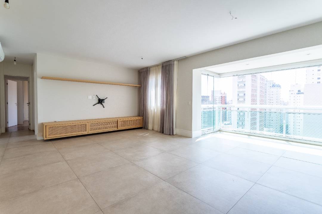 - Apartamento com 133 m², 3 quartos sendo 2 suítes à venda no bairro Perdizes.