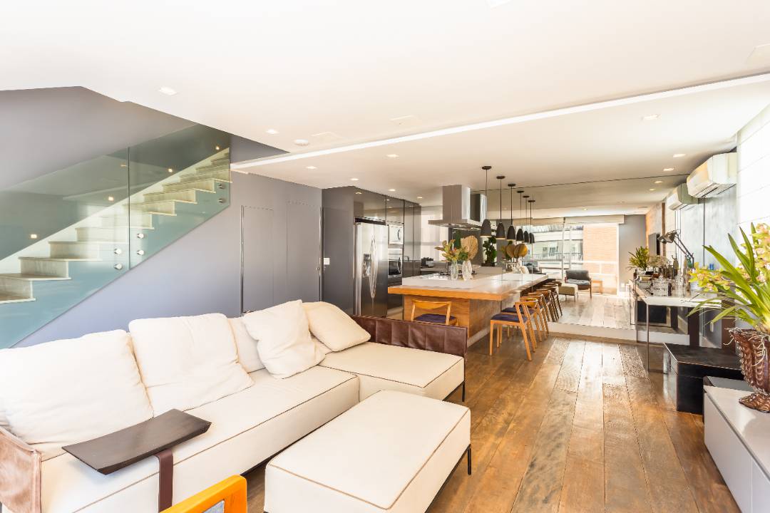 - Duplex com 130 m², 2 quartos sendo 2 suítes à venda no bairro Itaim Bibi.