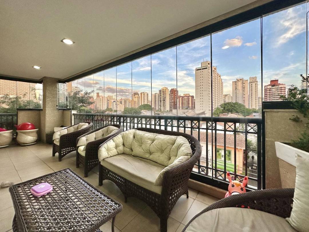 Apartamento com 180 m², 3 quartos sendo 3 suítes à venda no bairro Vila Nova Conceição. - Andréa Vallis