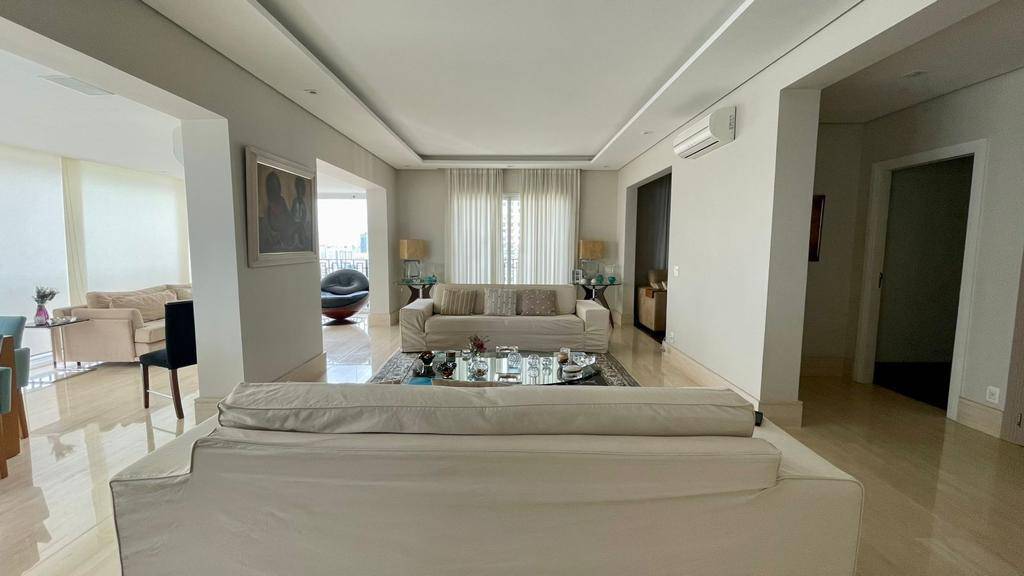 Apartamento à venda com 2 quartos, 236m² - Cidade Jardim,São Paulo