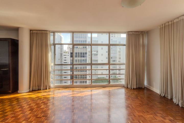 - Apartamento com 228 m², 3 quartos sendo 2 suítes à venda no bairro Jardim América.