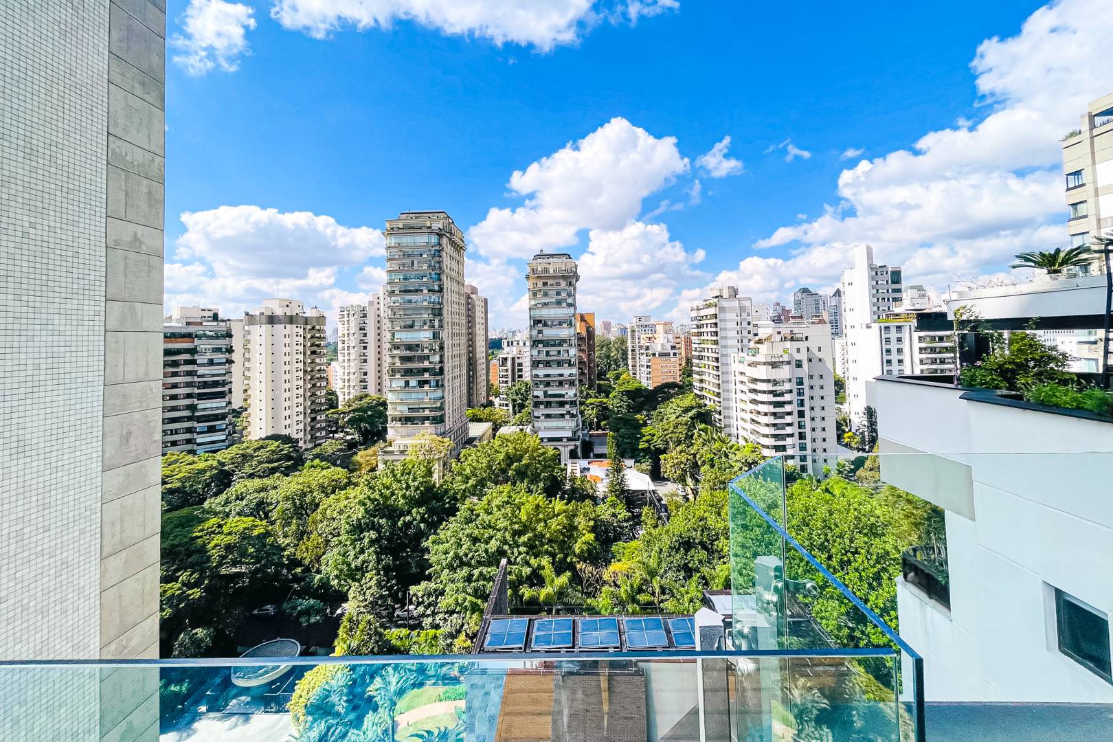 Cobertura à venda com 3 quartos, 352m² - Vila Nova Conceição,São Paulo