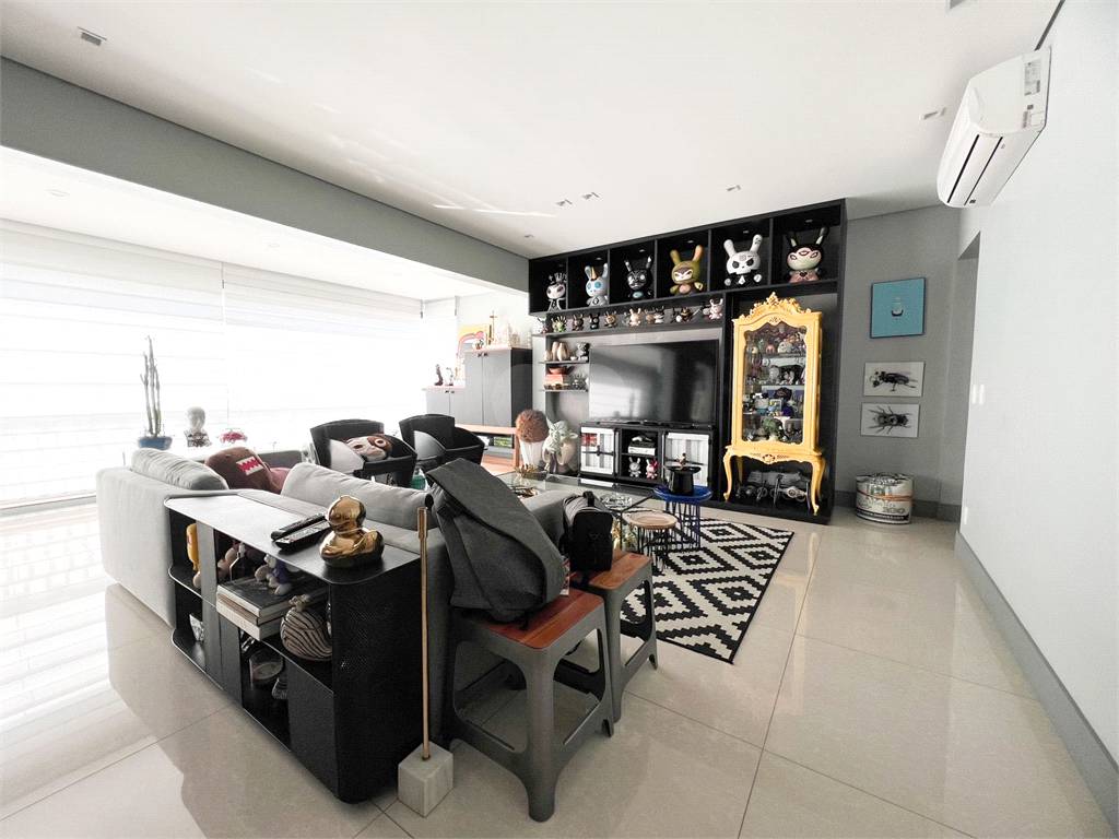 Apartamento com 156 m², 3 quartos sendo 3 suítes à venda no bairro Itaim Bibi. - Andréa Vallis