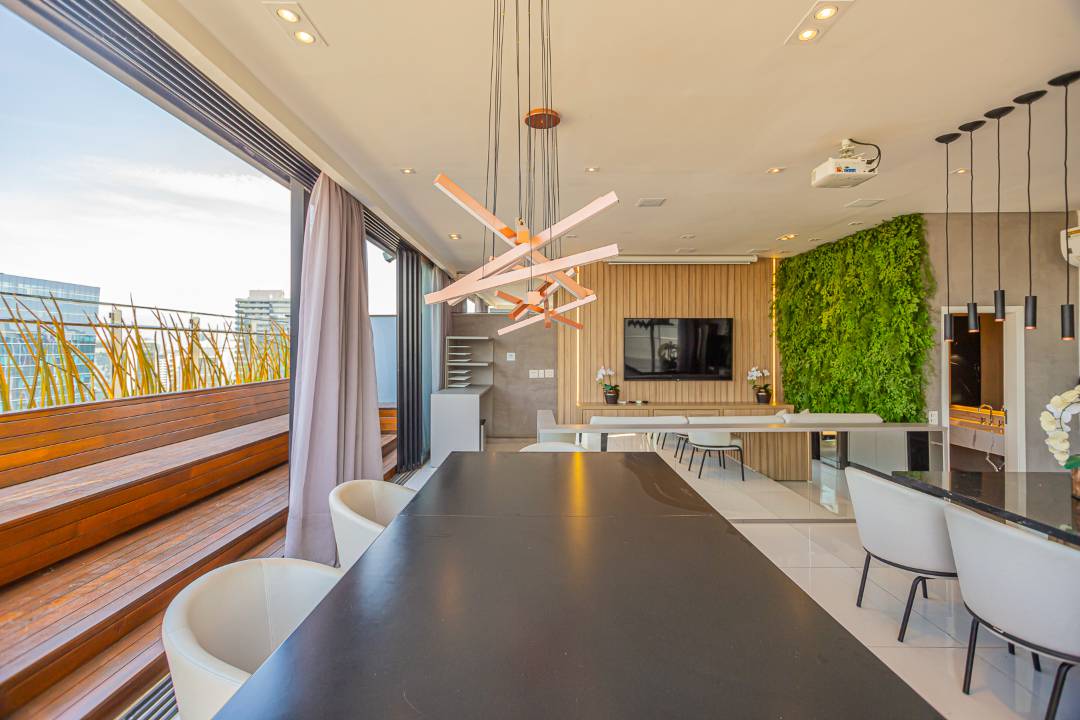 Cobertura à venda com 3 quartos, 180m² - Itaim Bibi,São Paulo