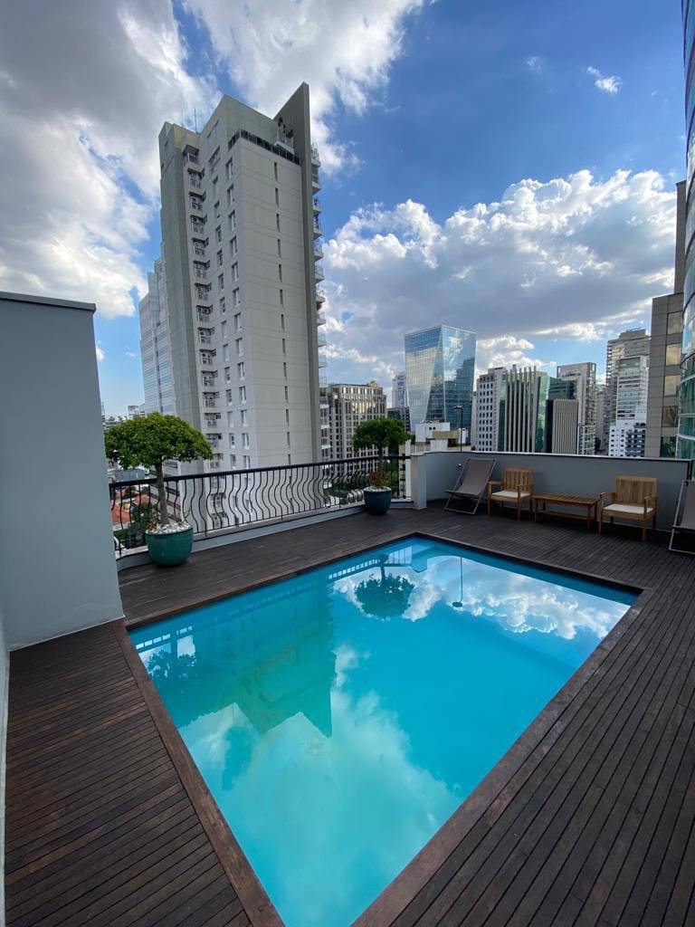 Cobertura à venda com 4 quartos, 220m² - Itaim Bibi,São Paulo