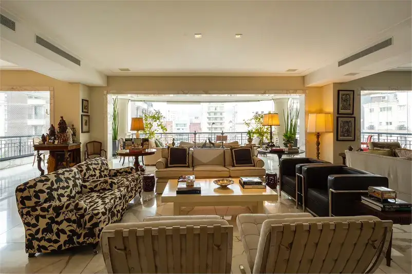 Apartamento à venda com 3 quartos, 335m² - Itaim Bibi,São Paulo