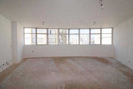 - Apartamento com 176 m², 3 quartos sendo 1 suíte à venda no bairro Jardim Paulistano.