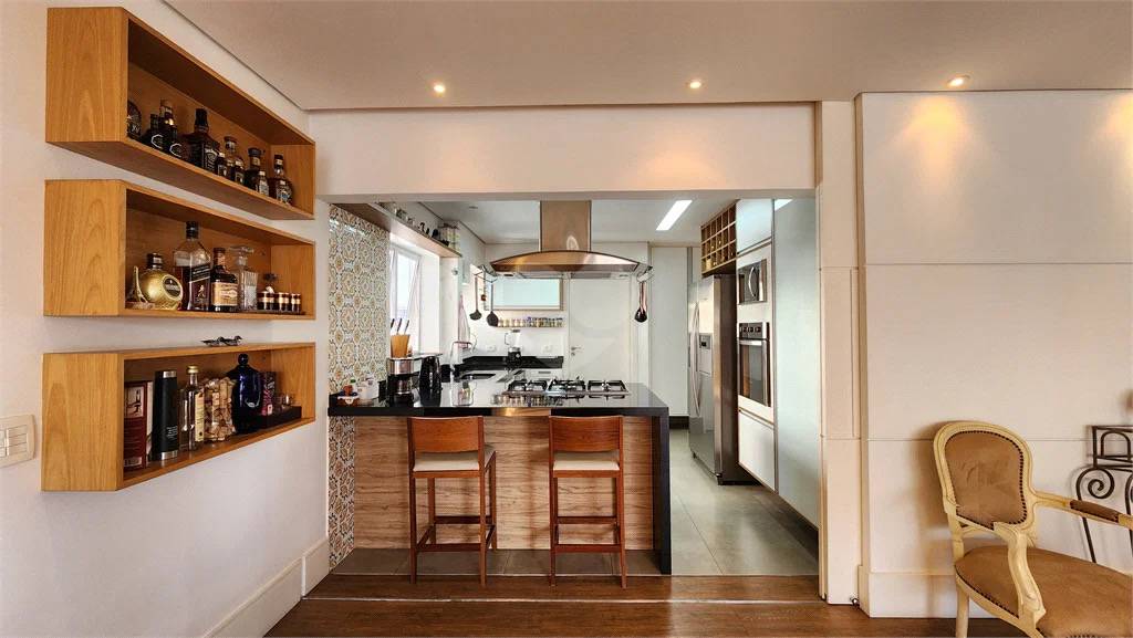 Apartamento à venda com 2 quartos, 127m² - Vila Nova Conceição,São Paulo