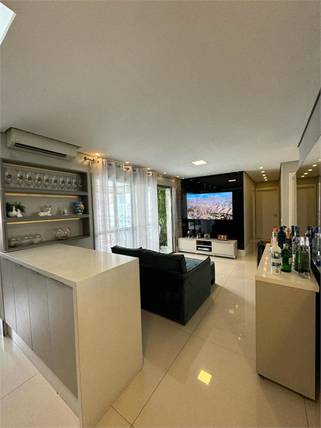 - Apartamento com 81 m², 2 quartos sendo 2 suítes à venda no bairro Vila Olímpia.