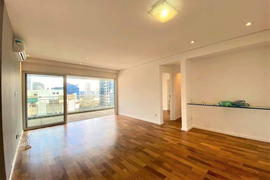 Apartamento com 110 m², 2 quartos sendo 2 suítes à venda no bairro Itaim Bibi. - Andréa Vallis