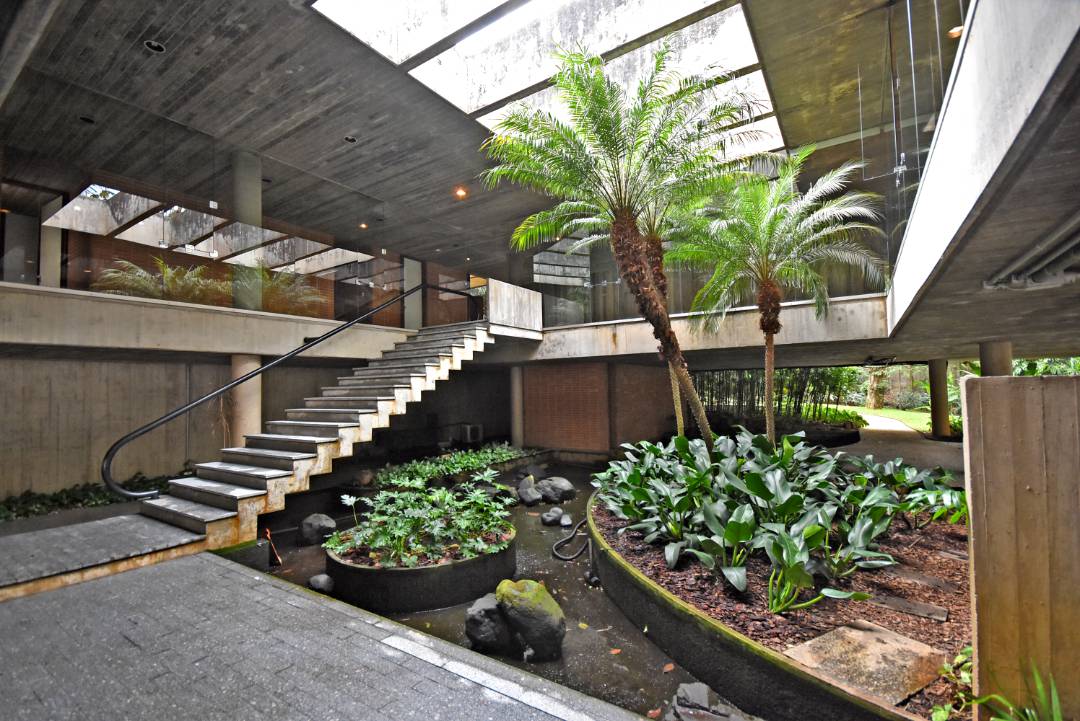 Casa à venda com 4 quartos, 976m² - Cidade Jardim,São Paulo