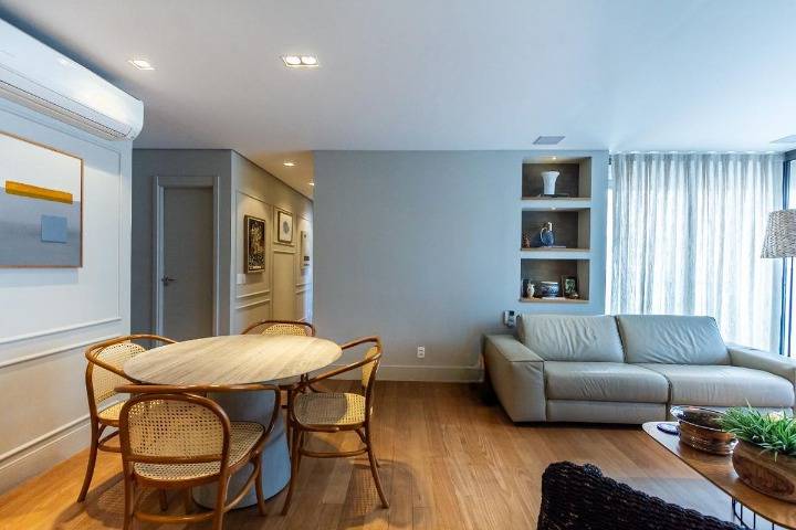 - Apartamento com 83 m², 2 quartos sendo 2 suítes à venda no bairro Vila Olímpia.