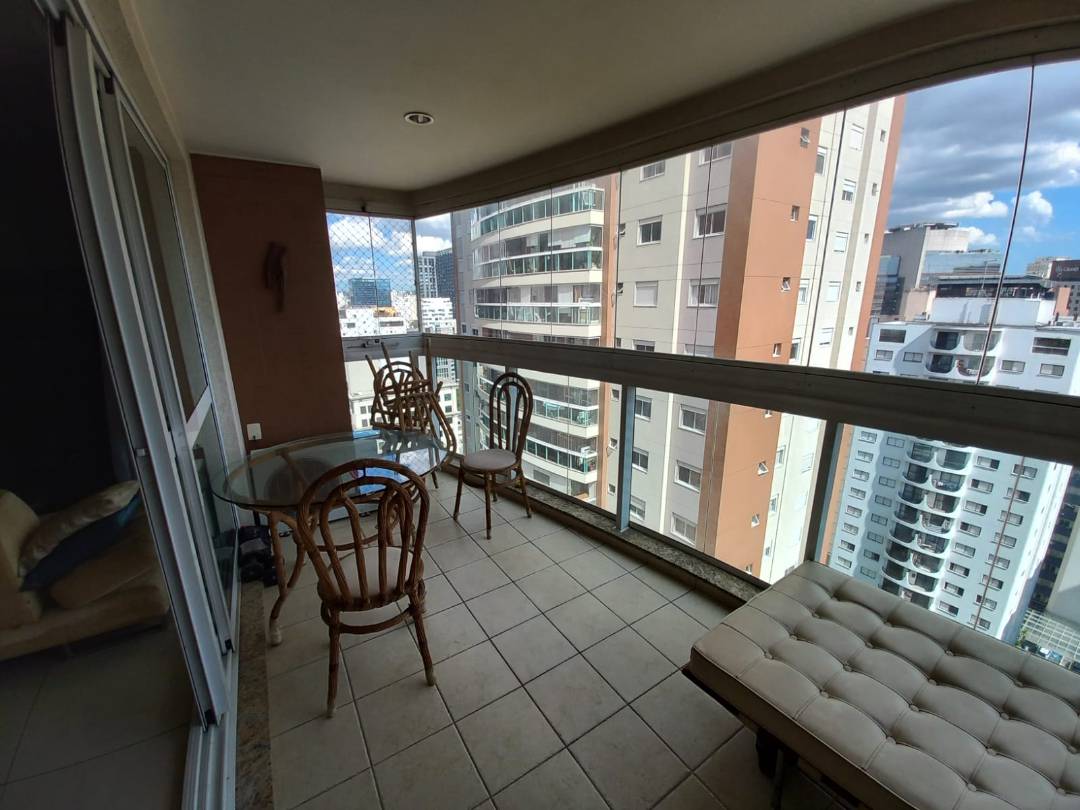 Apartamento à venda com 2 quartos, 100m² - Vila Olímpia,São Paulo