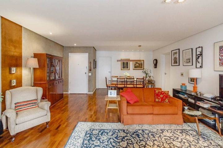 - Apartamento com 163 m², 3 quartos sendo 1 suíte à venda no bairro Itaim Bibi.