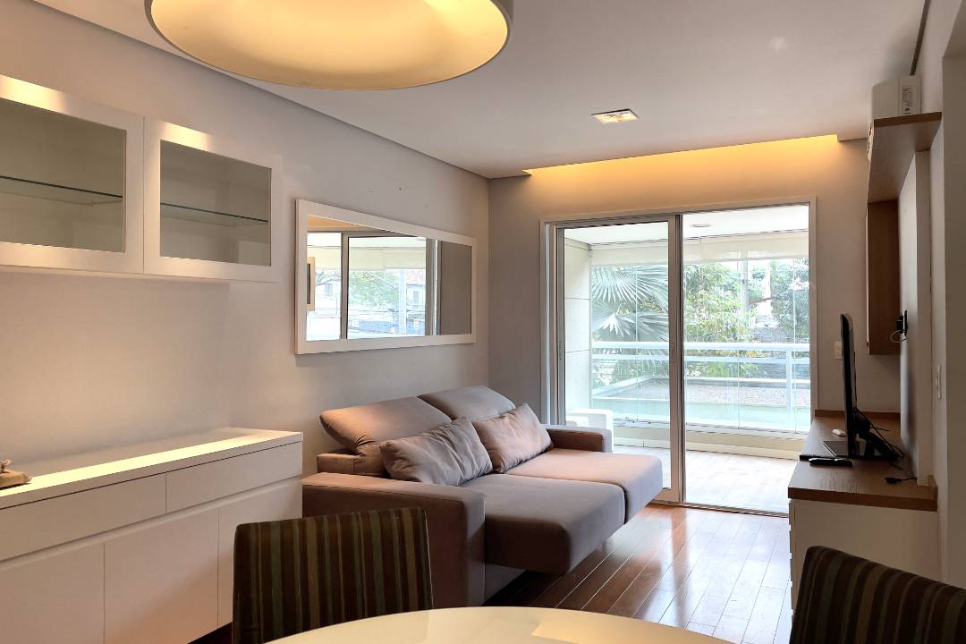 - Apartamento com 87 m², 3 quartos sendo 1 suíte para alugar no bairro Vila Olímpia.