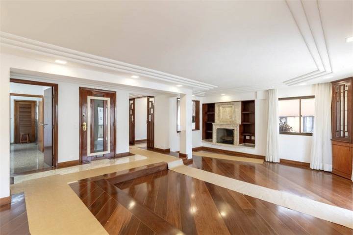 - Apartamento Amplo de 189 m² no Jardins – 3 Suítes e 4 Vagas