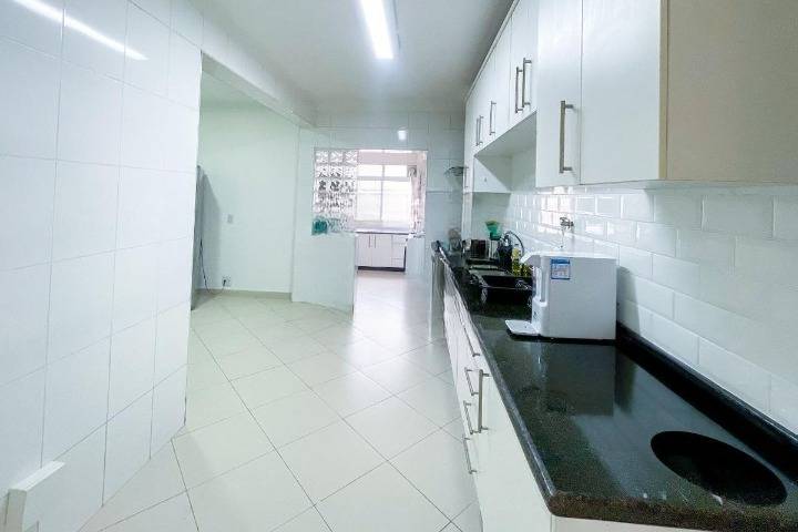 - Apartamento com 130 m², 3 quartos sendo 1 suíte à venda no bairro Jardins.