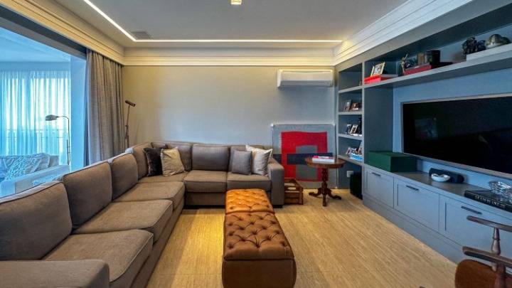 - Apartamento com 300 m², 2 quartos sendo 2 suítes para alugar no bairro Cidade Jardim.