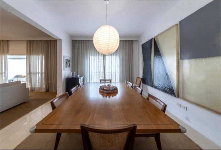 - Apartamento com 276 m², 3 quartos sendo 3 suítes para alugar no bairro Vila Nova Conceição.