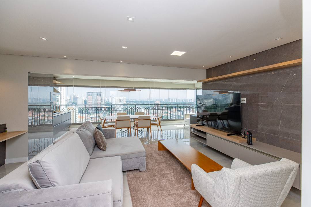 Apartamento semi-mobiliado com 137 m², 3 suítes à venda no bairro Chácara Santo Antônio. - Andréa Vallis