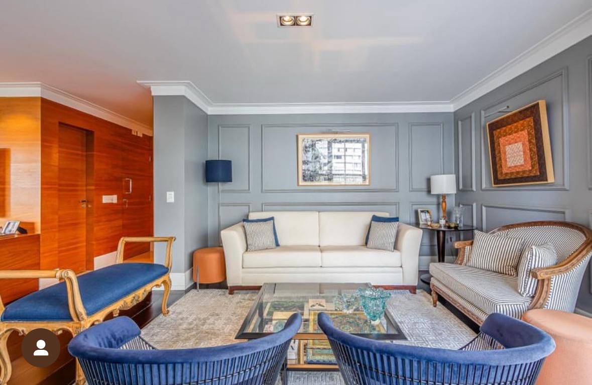 - Apartamento 200m2 com 4 quartos, super charmoso, elegante, reformado e mobiliado e prontinho para morar – Moema fora de rota