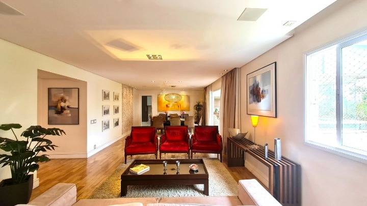 Apartamento com 206 m², 3 quartos sendo 3 suítes à venda no bairro Campo Belo. - Andréa Vallis